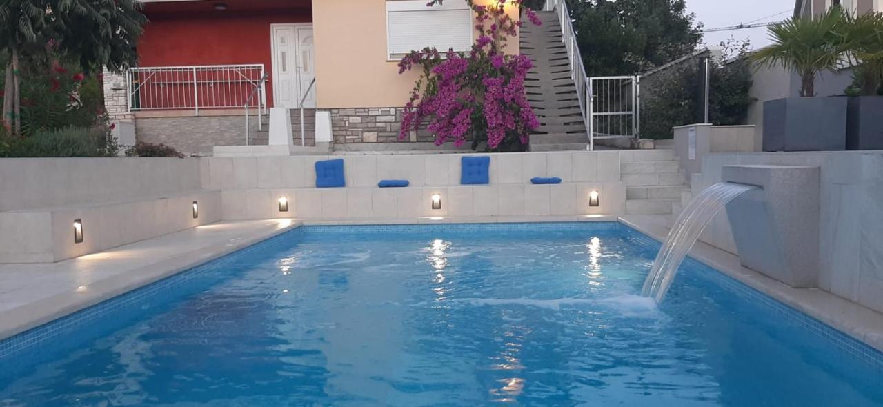Apartment With Heated Pool, Villa Regina Пула Екстер'єр фото